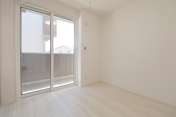 オークリーフ三郷 B棟の物件内観写真